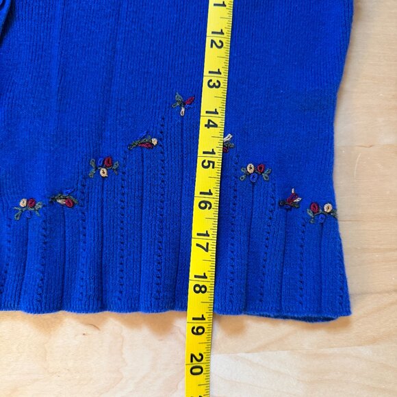 R&K Sweater 12P Button-up Cropped Short Sleeve Floral Embroidered Blue - Picture 7 of 7